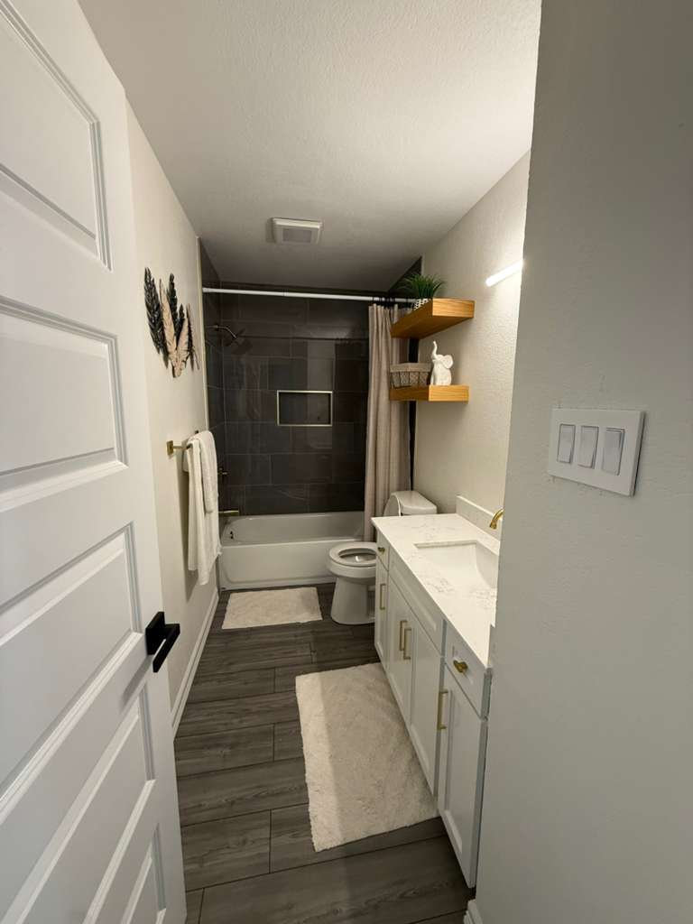 S&T CONSTRUCTION LLC